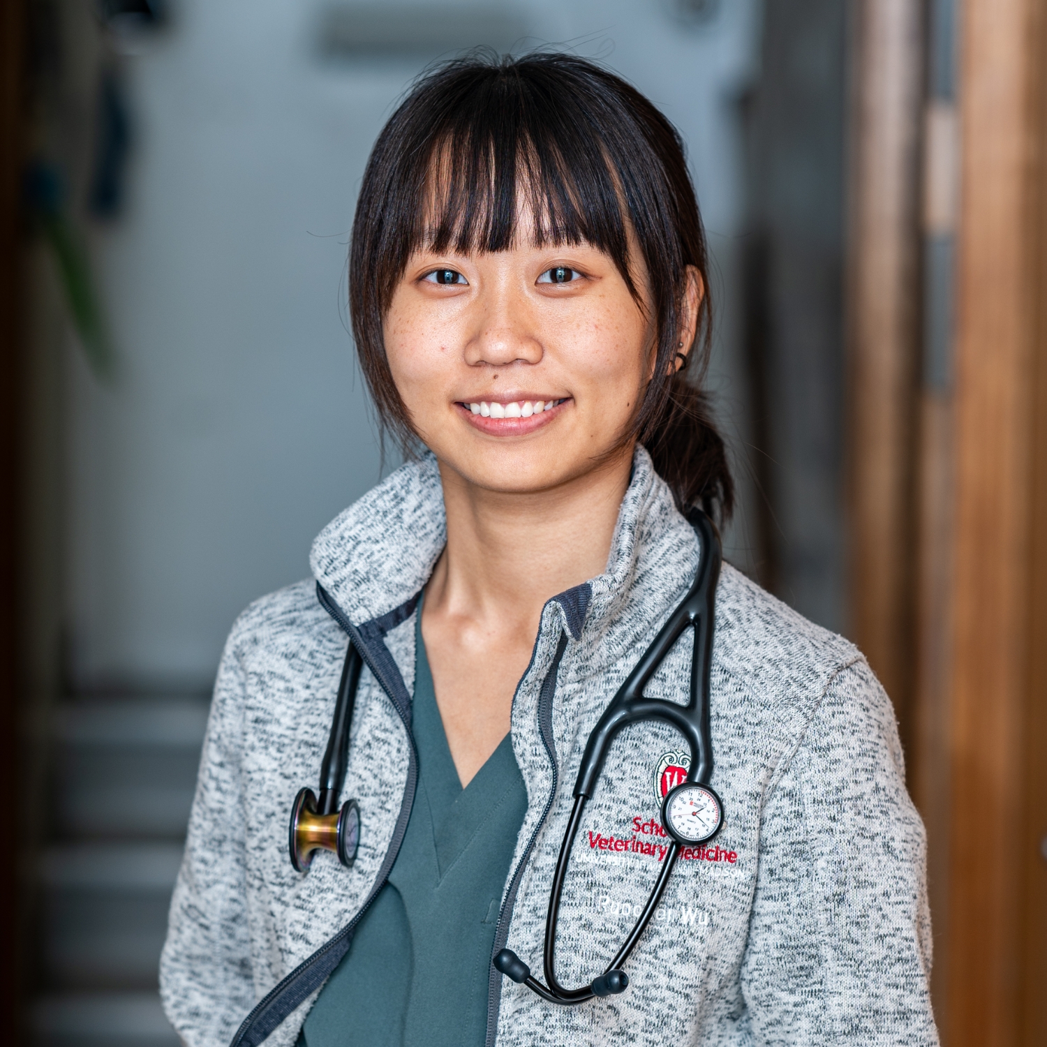 Dr. Ruochen Wu <br />
